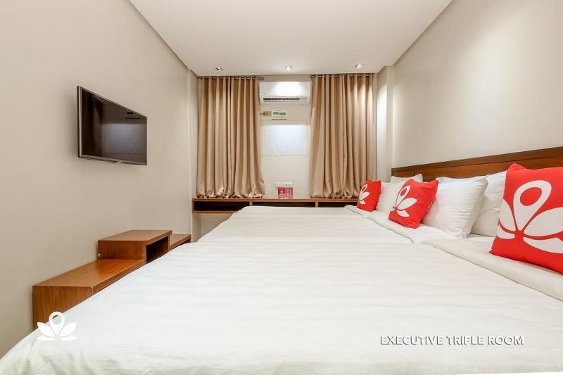 West Makati Hotel Makati City Exteriér fotografie